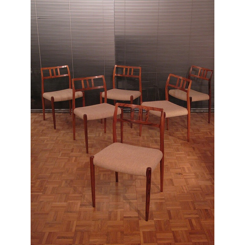 Set of 6 dining chairs in rosewood and tweed, Niels O. MOLLER - 1960s