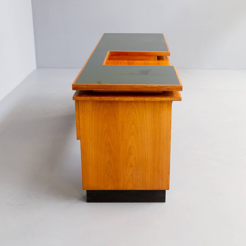 Vintage eikenhouten bureau van Gebr Verhouden voor Philips, 1960