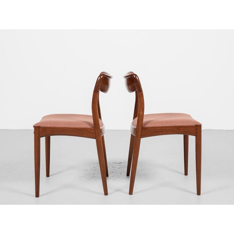 Set of 6 midcentury Danish dining chairs in teak by Johannes Andersen for Uldum, 1960s