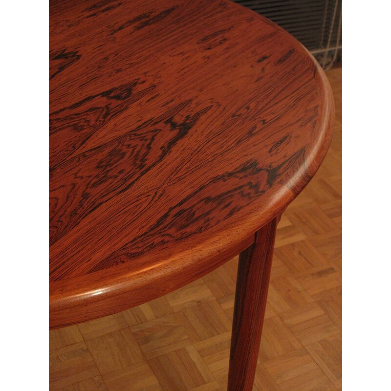 J.L Moller Mobelfabrik "Model 15" rosewood dining table, Niels MOLLER - 1960s