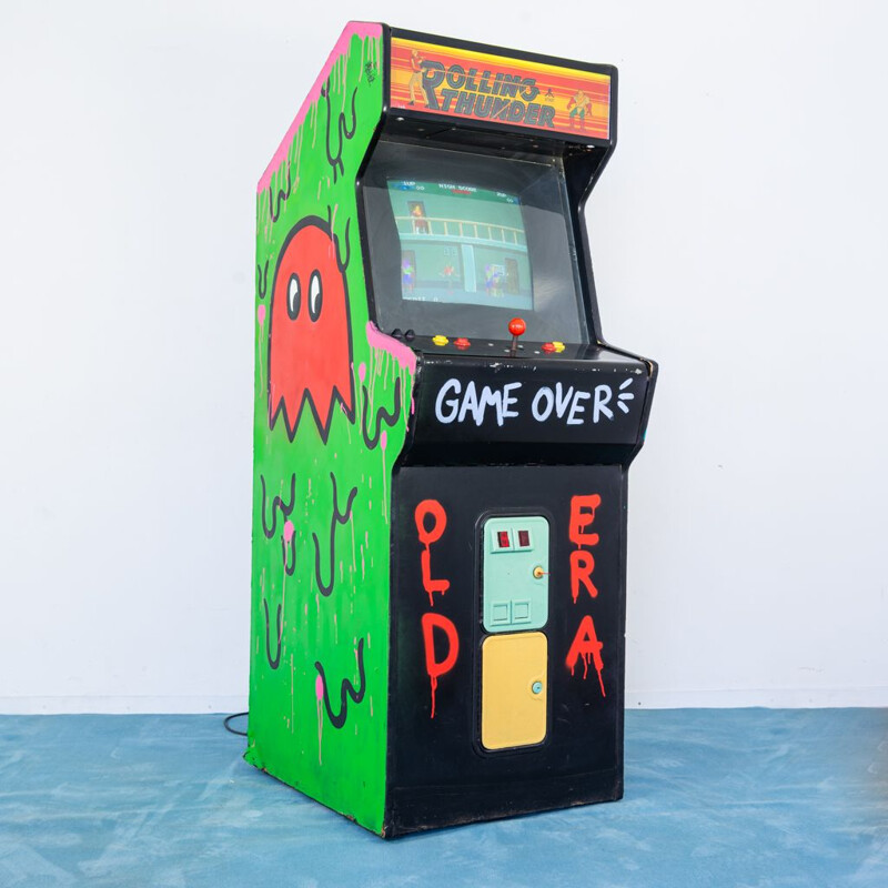 Vintage arcade video game "Rolling Thunder" in chiave by Gianpiero D'alssandro, 1980