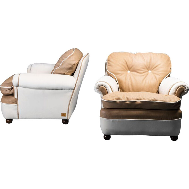 Pareja de sillones vintage de cuero beige de Poltrona Frau, 1970