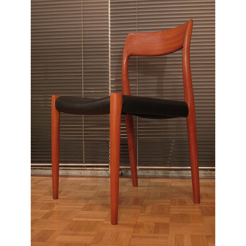 Set of 4 teak and leather chairs, Niels MOLLER - 1950s