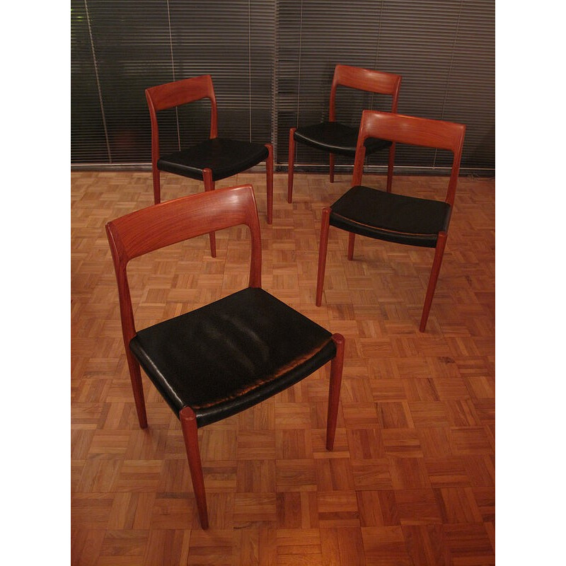 Set of 4 teak and leather chairs, Niels MOLLER - 1950s