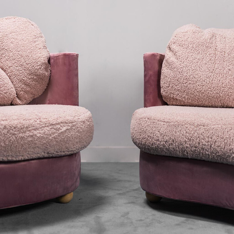 Vintage living room set in pink bouclé, 1970s