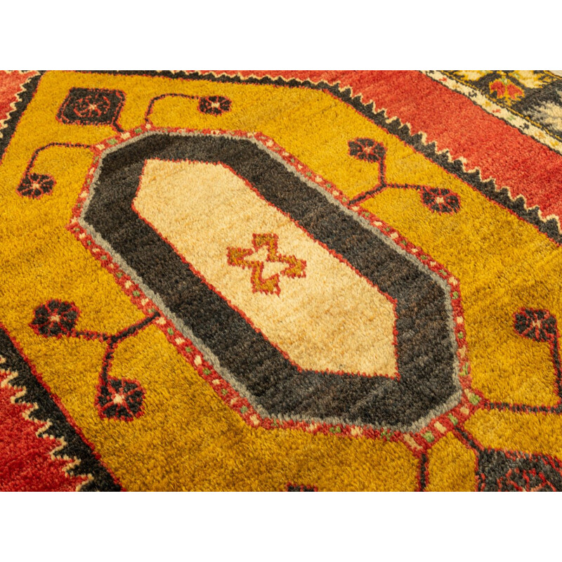 Vintage wool Kuert rug, Turkey 1960s