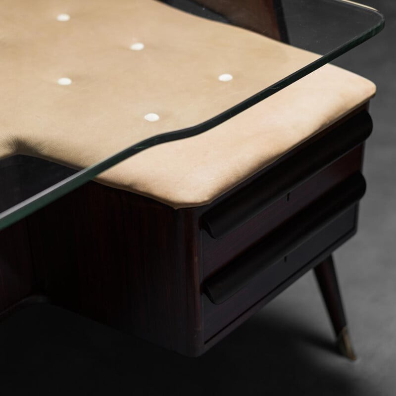 Vintage desk in wood and beige leather with three chairs by Vittorio Dassi, 1950s