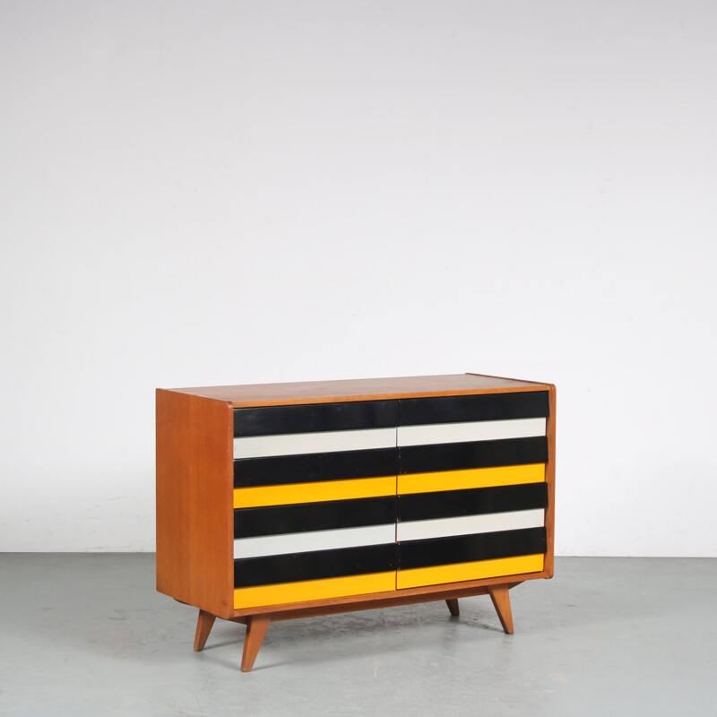 Vintage chest of drawers by Jiroutek, Czech Republic 1950s