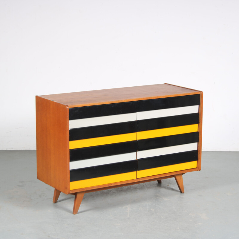 Vintage chest of drawers by Jiroutek, Czech Republic 1950s