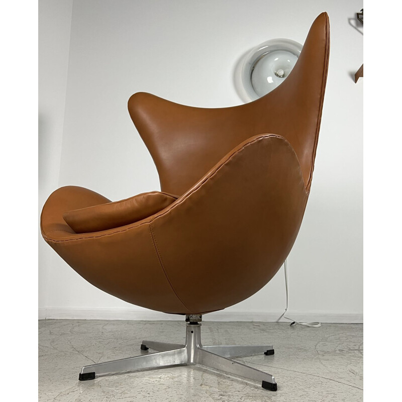 Vintage armchair by Arne Jacobsen for Fritz Hansen, 1961