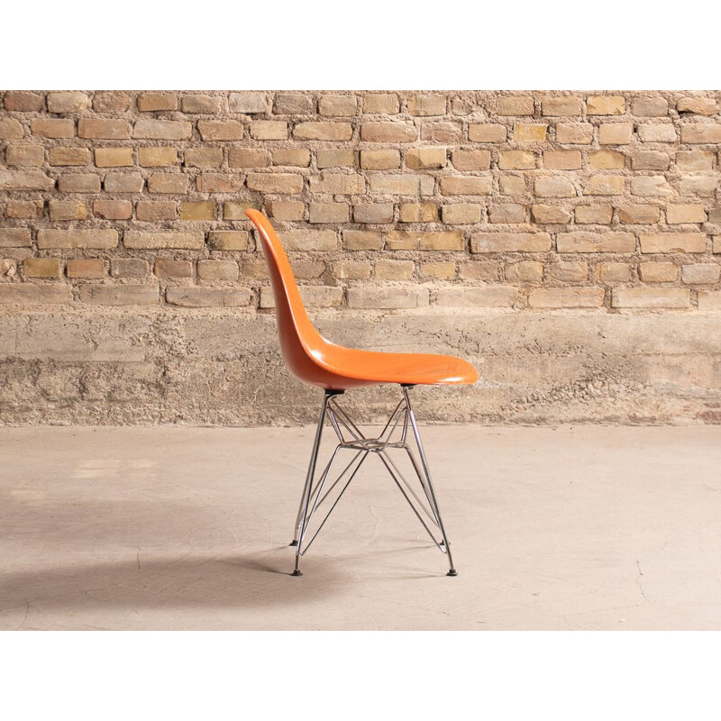 Vintage Dsr chair by Charles & Ray Eames for Vitra