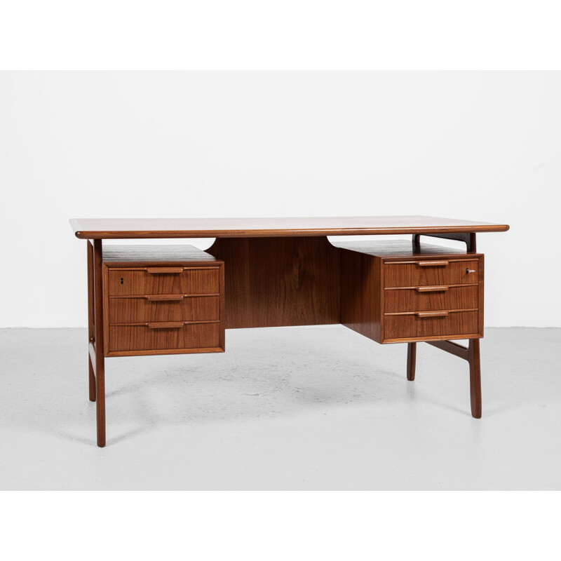 Mid century Danish model 75 desk in teak by Omann Jun, 1960s