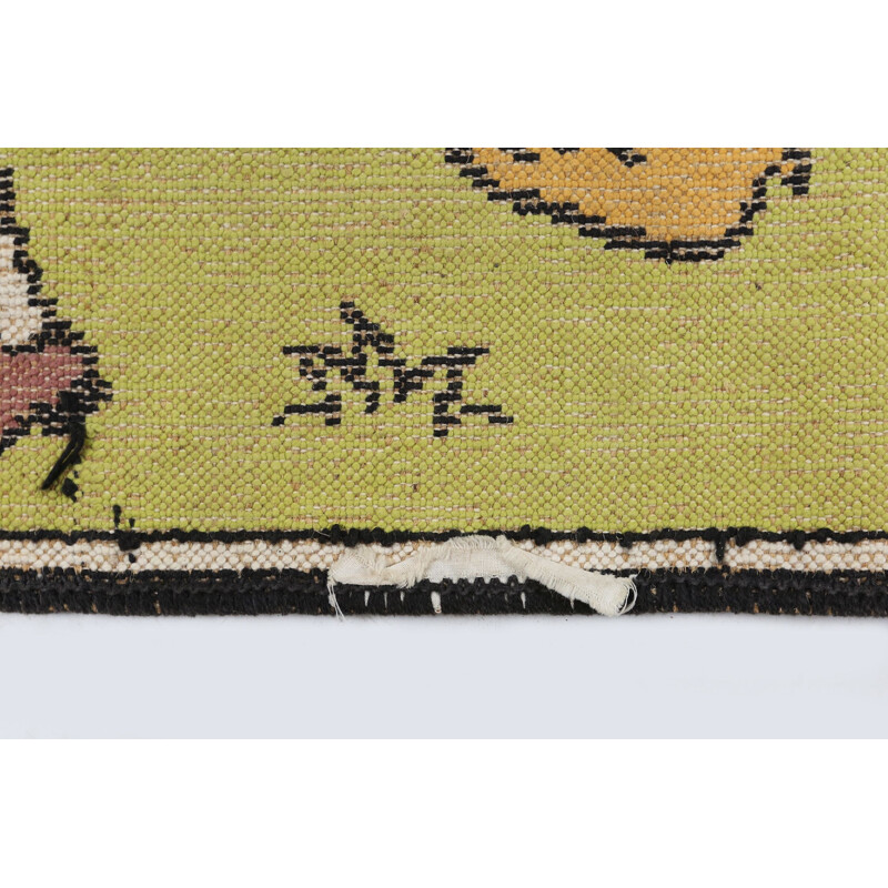 Vintage rug of Tintin in africa