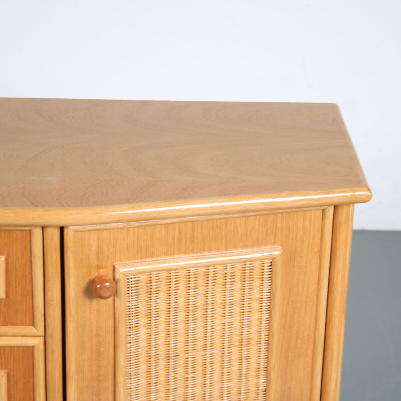 Vintage Enfilade aus Holz und Rattan, Italien 1970