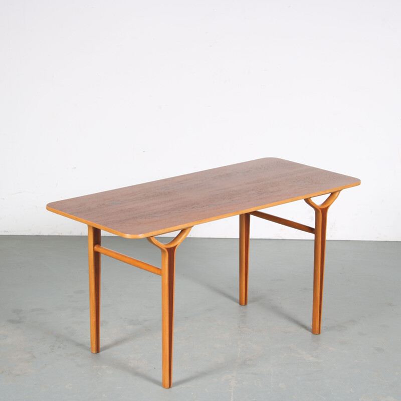 Vintage coffee table by Peter Hvidt for Fritz Hansen, Denmark 1950