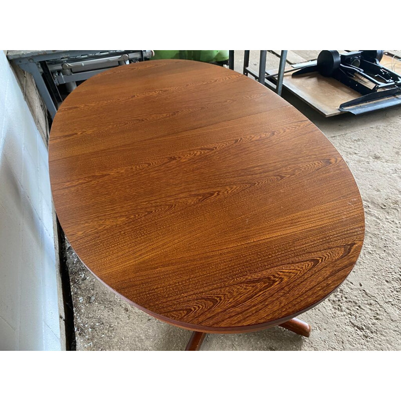 Scandinavische ronde ovale teakhouten tafel, 1960