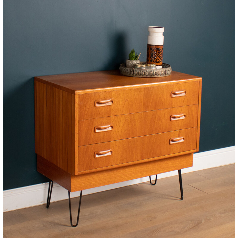 Vintage teak chest of drawers on hairpin legs by G Plan Fresco, England 1960