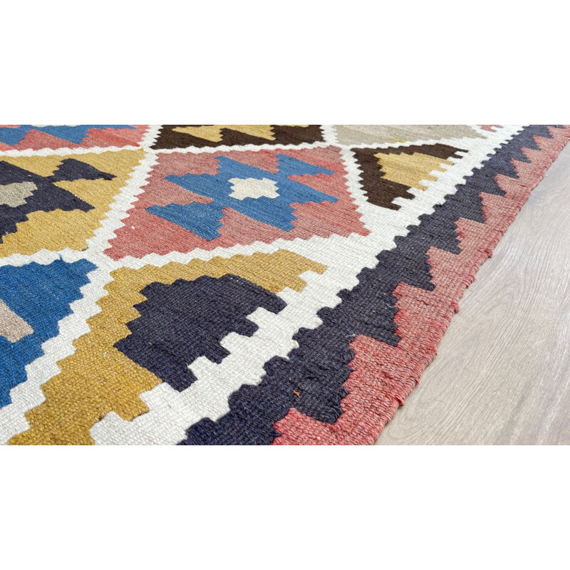 Vintage Kilim rug in pure wool