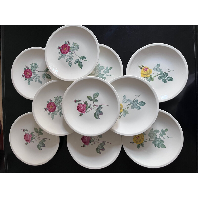 Set of 10 vintage Gien porcelain plates, 1950