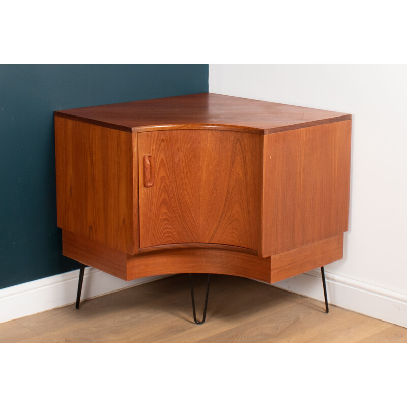 Vintage teak corner drinks cabinet by Victor Wilkins for G Plan Fresco, England 1960