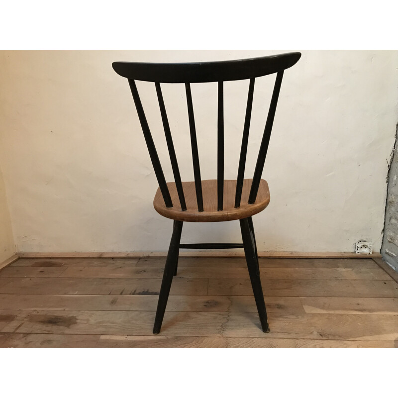 Pair of vintage solid wood chairs by Ilmari Tapiovaara, 1950