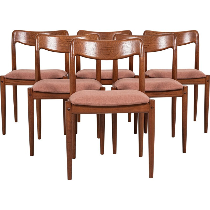 Set of 6 midcentury Danish dining chairs in teak by Johannes Andersen for Uldum, 1960s