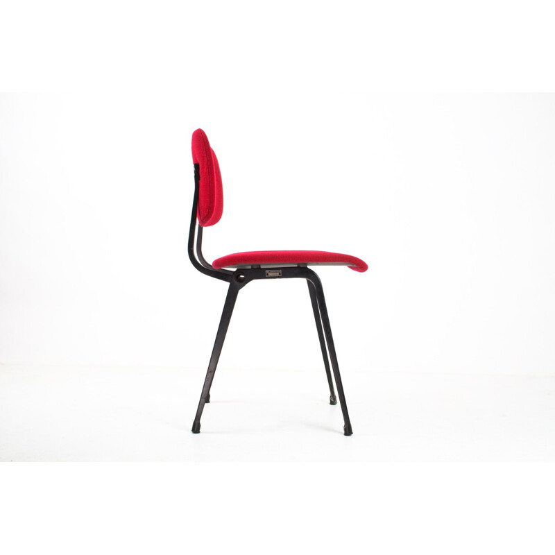 Pair of Ahrend de Cirkel "Revolt" chairs, Friso KRAMER - 1960s