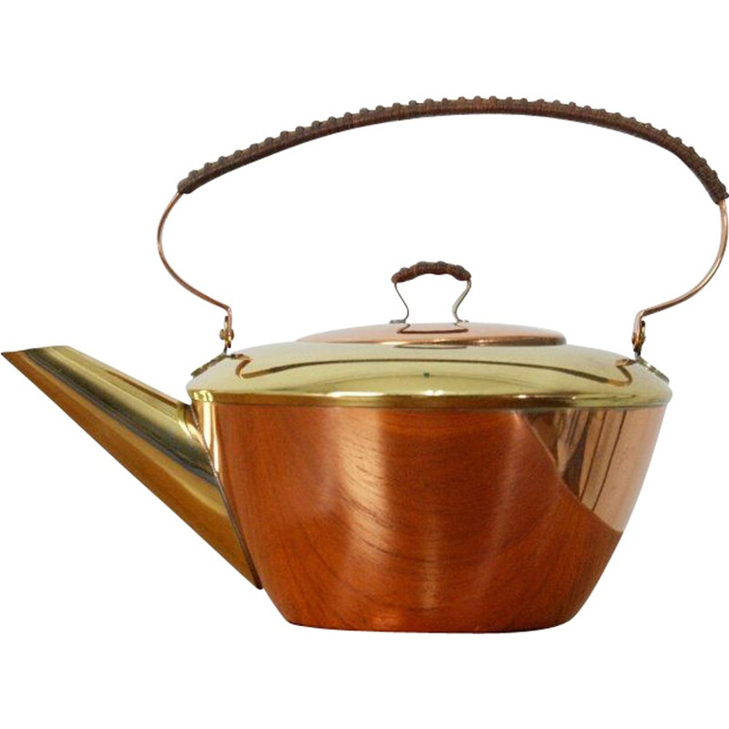 https://www.design-market.eu/2238500-large_default/mid-century-copper-teapot-by-mussbach-metall-1960s.jpg?1653290093