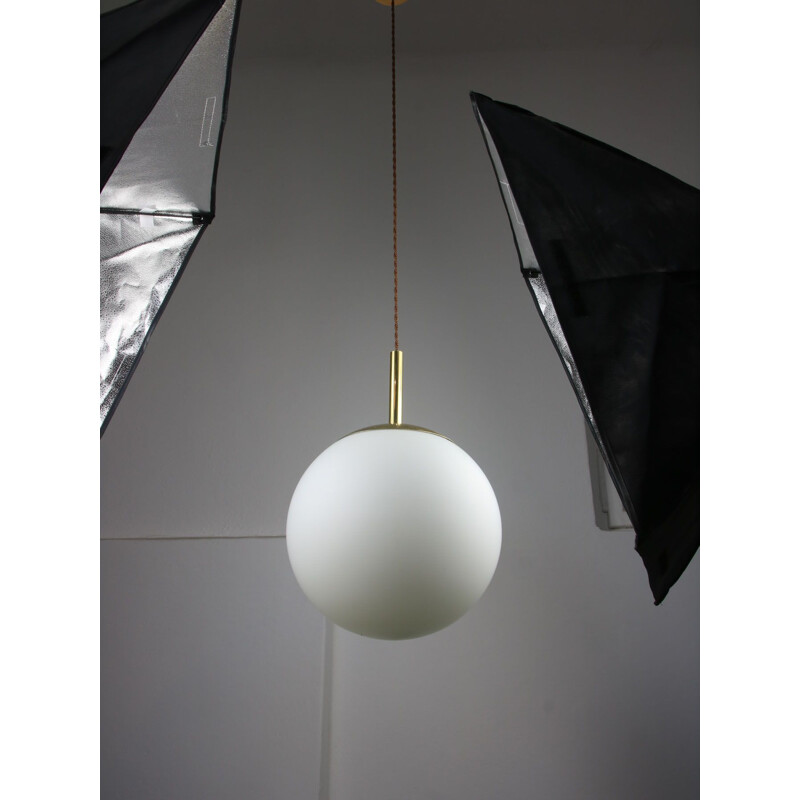 Suspension vintage globe terrestre en opaline