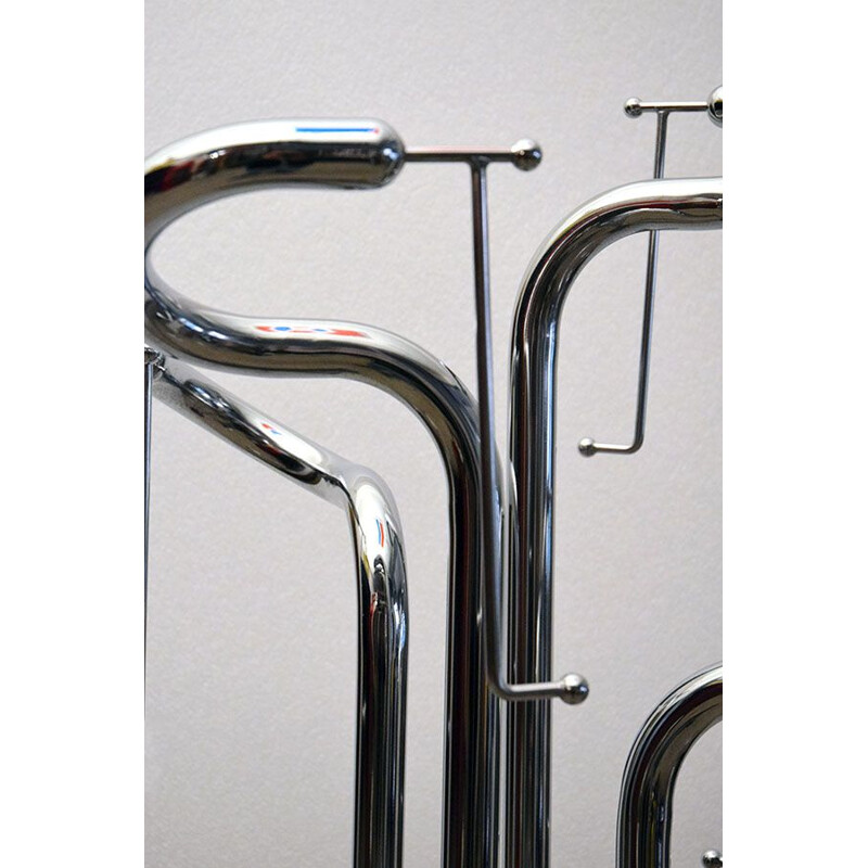 Vintage sculpture coat rack in chromed steel, Italy 1970