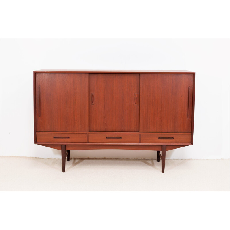 Vintage teak sideboard with 3 sliding doors