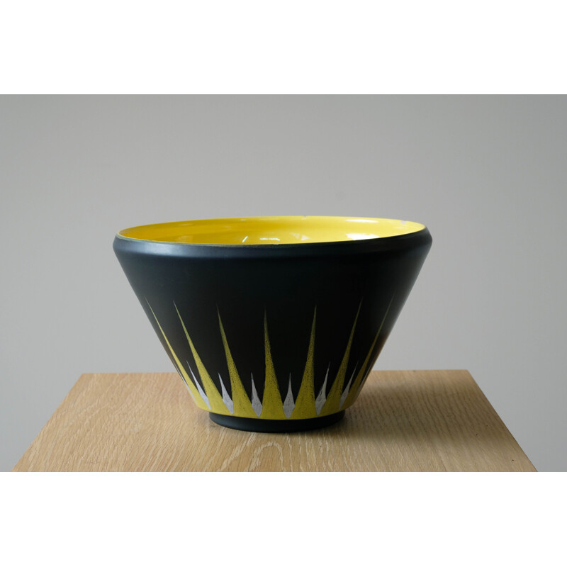 Vintage Vallauris yellow and black cup, 1960