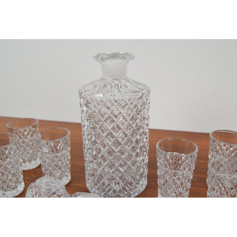 Set aus 6 Vintage-Gläsern und Karaffen aus Kristallglas, Tschechoslowakei 1950