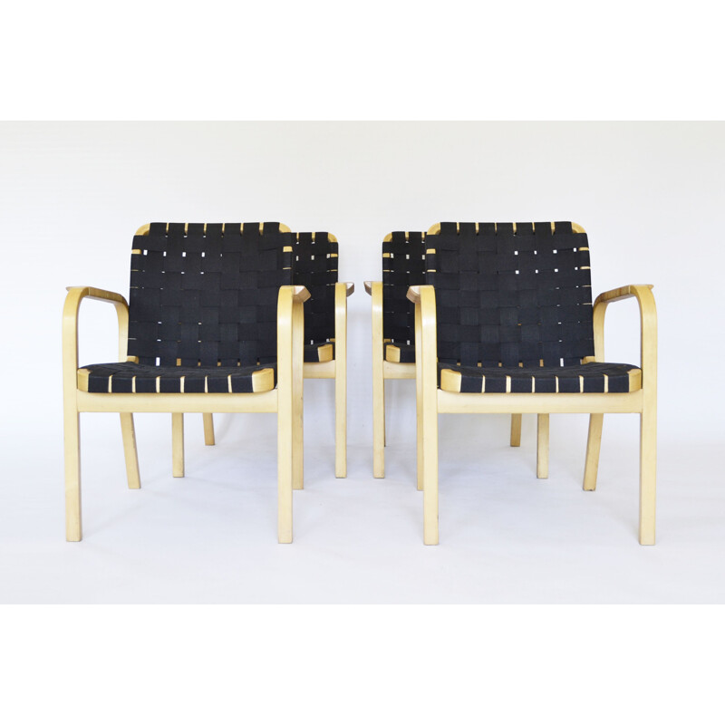 Ensemble de 4 chaises vintage modèle 45 par Alvar Aalto pour Artek, 1960