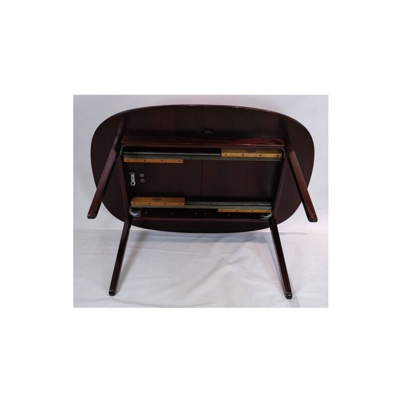 Vintage tafel in donker mahonie door Ole Wancher voor P. Jeppesen