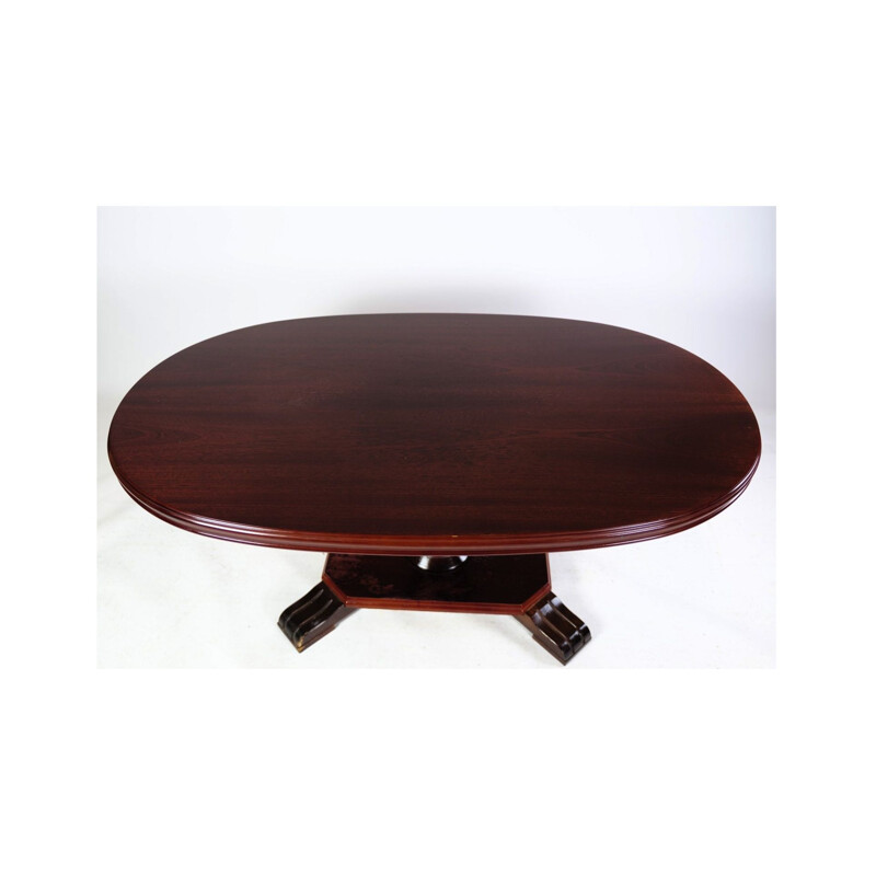 Vintage oval mahogany coffee table, 1930