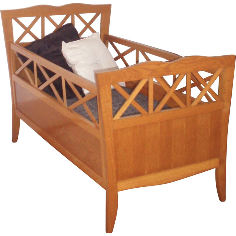 Mid-century child oak bed - 1950s