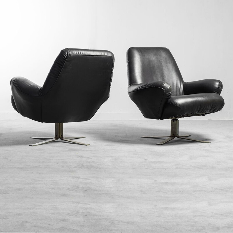 Pair of vintage black leather and metal armchairs by Gianni Moscatelli for Formanova, 1960