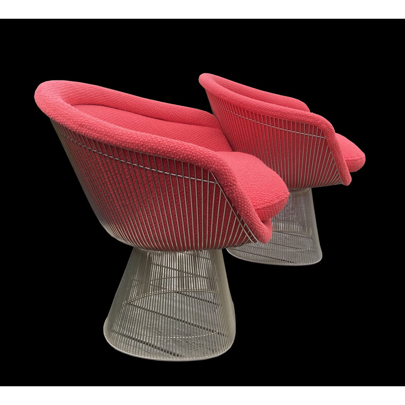 Paar vintage zalmkleurige fauteuils van Warren Platner voor Knoll International