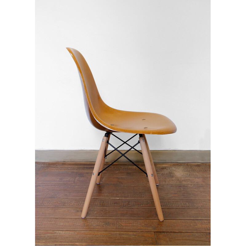 Dsw vintage Ochre Dark chair de Charles e Ray Eames para Herman Miller, 1960