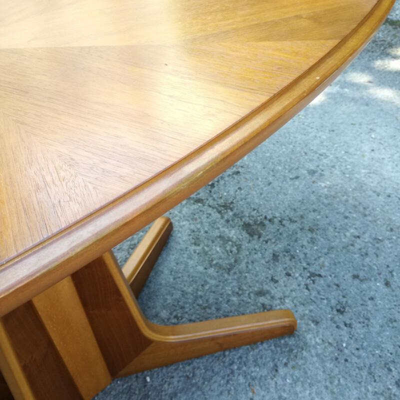 Vintage oval coffee table in walnut with height adjustment from 49 to 69 cm