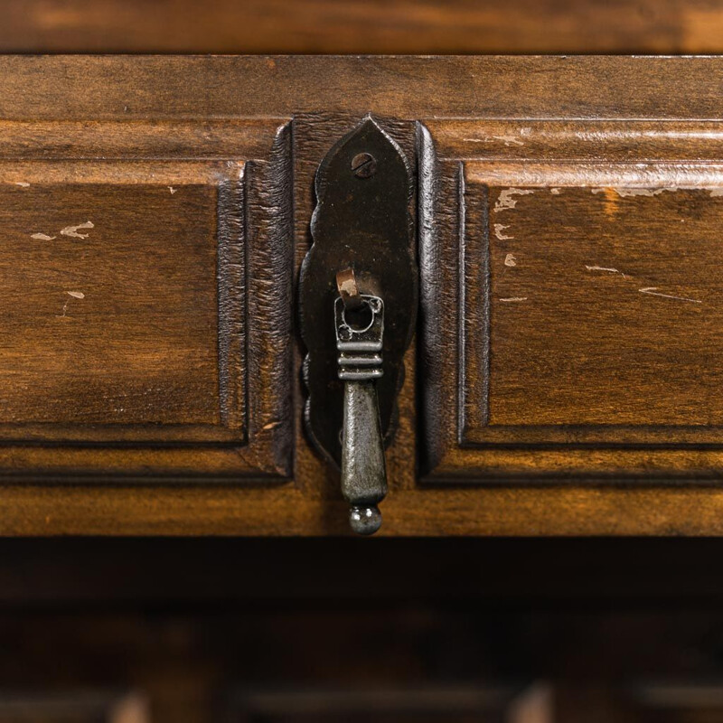 Vintage houten dressoir met metalen details, 1950