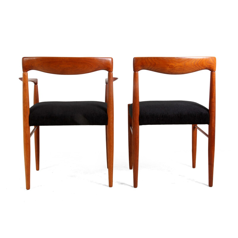 Suite de 8 chaises Bramin en teck et tissu noir, H. W. KLEIN - 1960