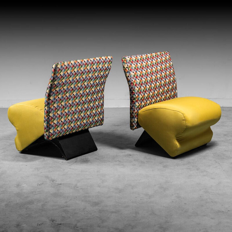 Pareja de sillones vintage en tela amarilla y multicolor, 1980