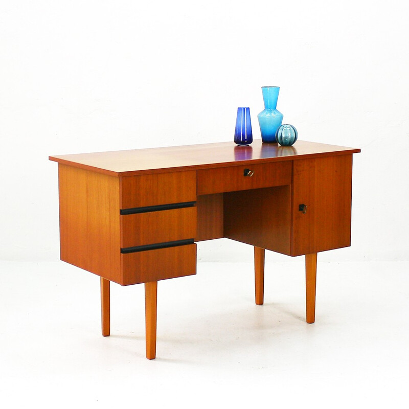 Mid century desk in walnut with drawers - 1960s