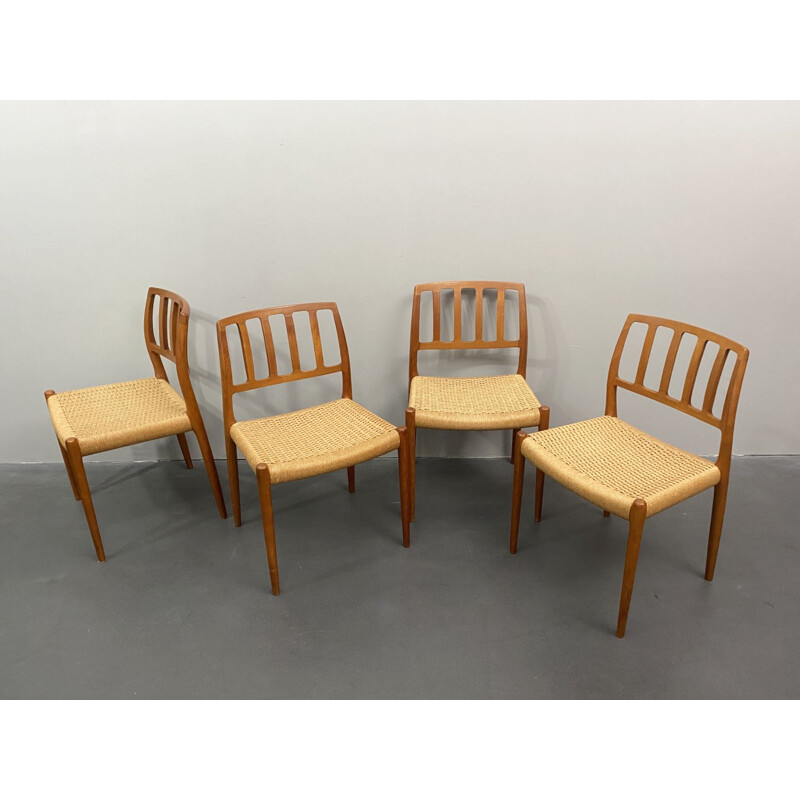 Set van 4 vintage teakhouten stoelen model 83 van Niels Otto Möller voor JL Möllers, Denemarken 1960