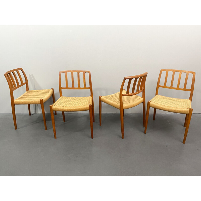 Set van 4 vintage teakhouten stoelen model 83 van Niels Otto Möller voor JL Möllers, Denemarken 1960