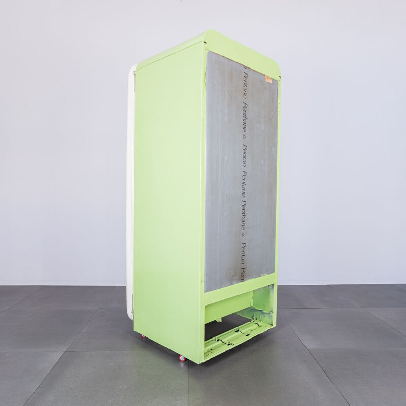 Réfrigérateur mobile Smeg vintage sans moteur avec roulettes, 1950