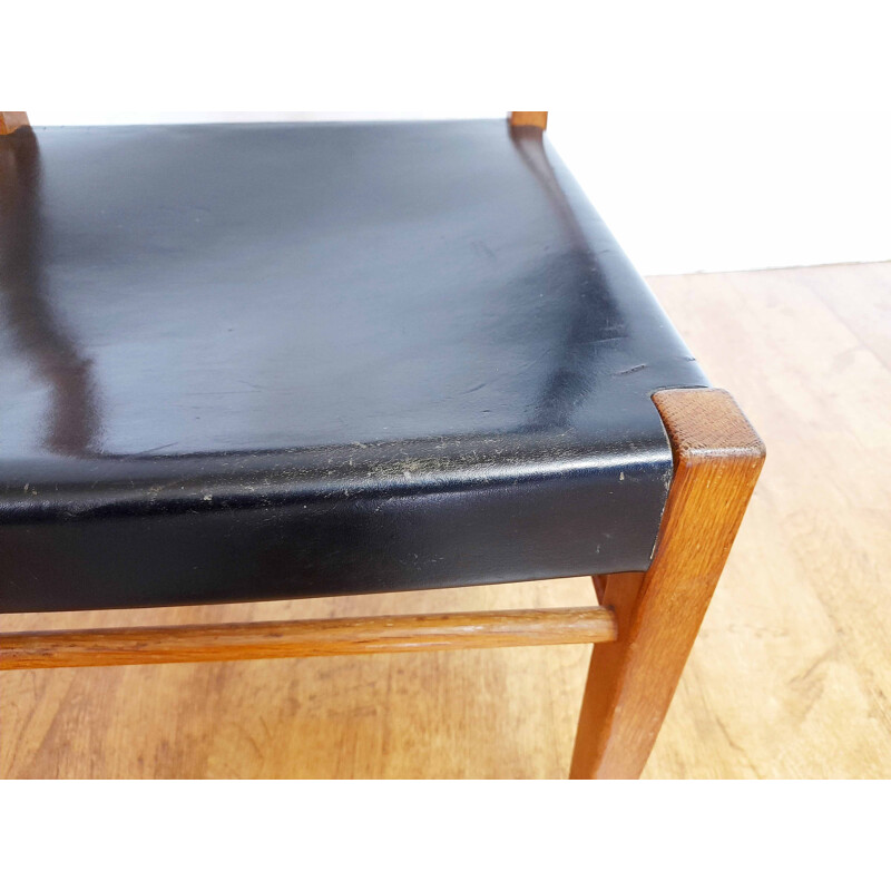 4 cadeiras escandinavas vintage em couro e carvalho