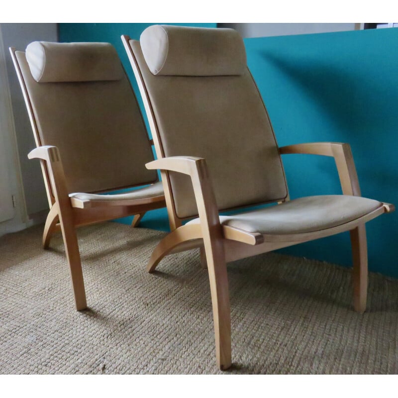 Pair of armchairs by Bill Potter for VEJLE Møbel Fabrik. Denmark 2000